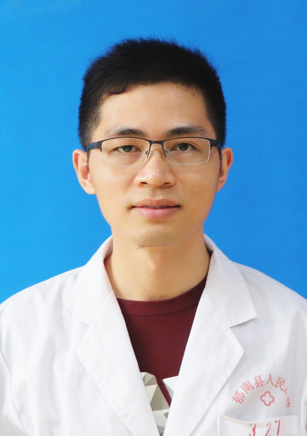 主治医师 李柱坚